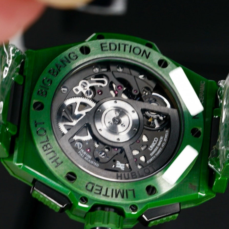 Hublot NEW Big Bang 451.GX.5220.GX “GREEN INTEGRAL” Skeleton Dial Green Ceramic 42mm