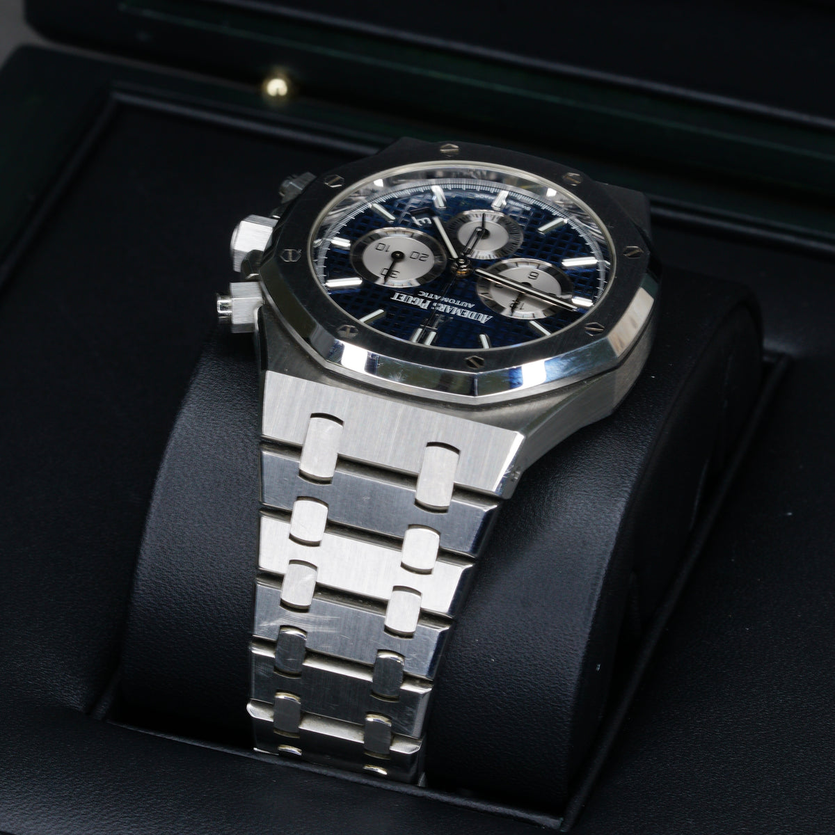Audemars Piguet Royal Oak 26331ST.OO.1220ST.01 “BLUE OAK” Blue Dial Stainless Steel 41mm