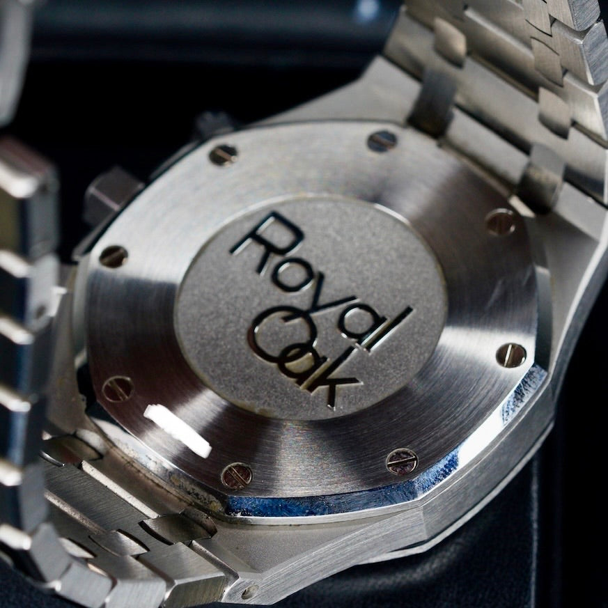 Audemars Piguet Royal Oak 26331ST.OO.1220ST.03 “PANDA” White Dial Black Sub Dials Stainless Steel 41mm