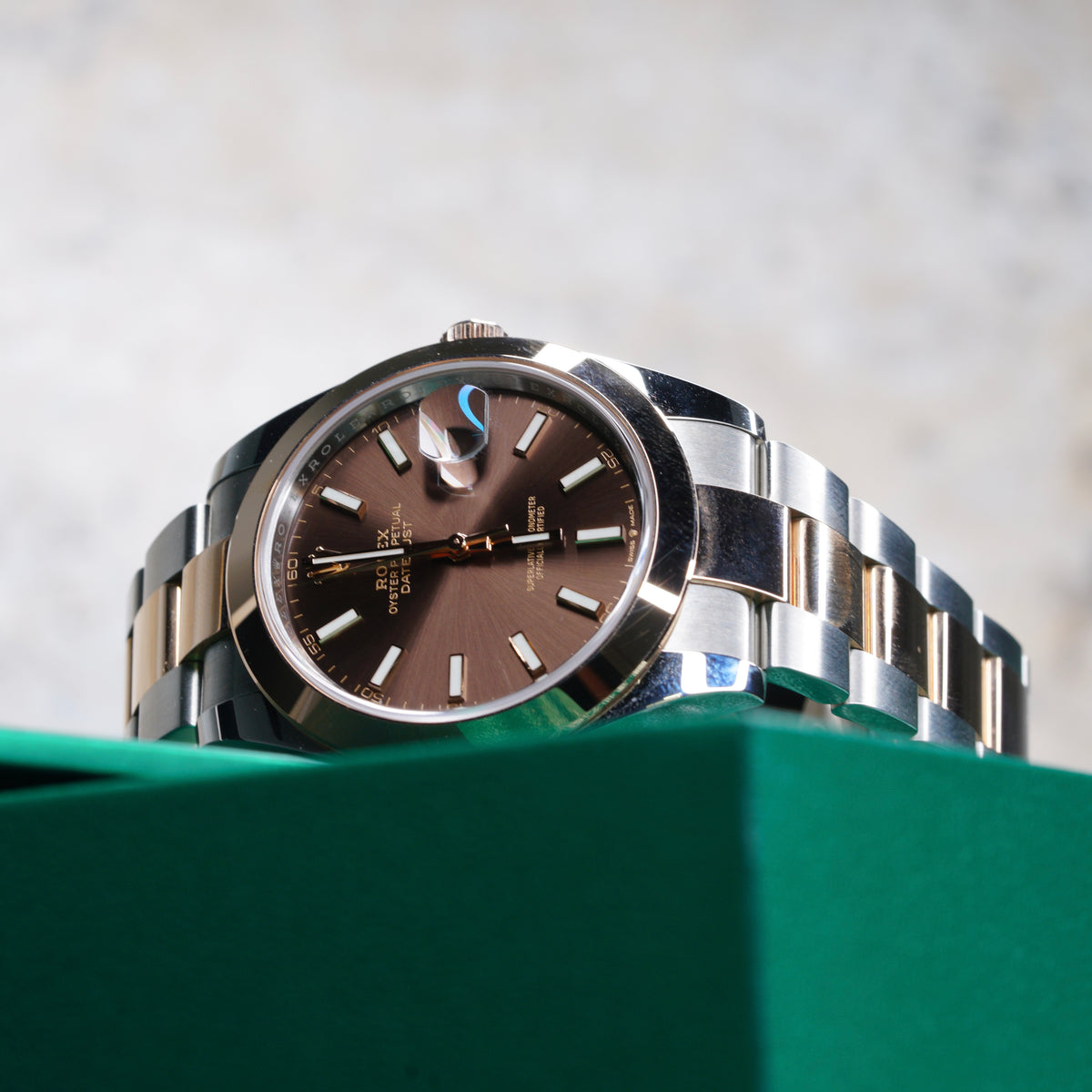 Rolex Datejust 126301 “CHOCOLATE” Brown Dial Smooth Bezel Rose Gold & Steel 41mm 2023