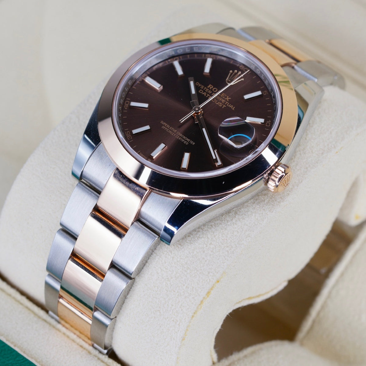 Rolex Datejust 126301 “CHOCOLATE” Brown Dial Smooth Bezel Rose Gold & Steel 41mm 2023