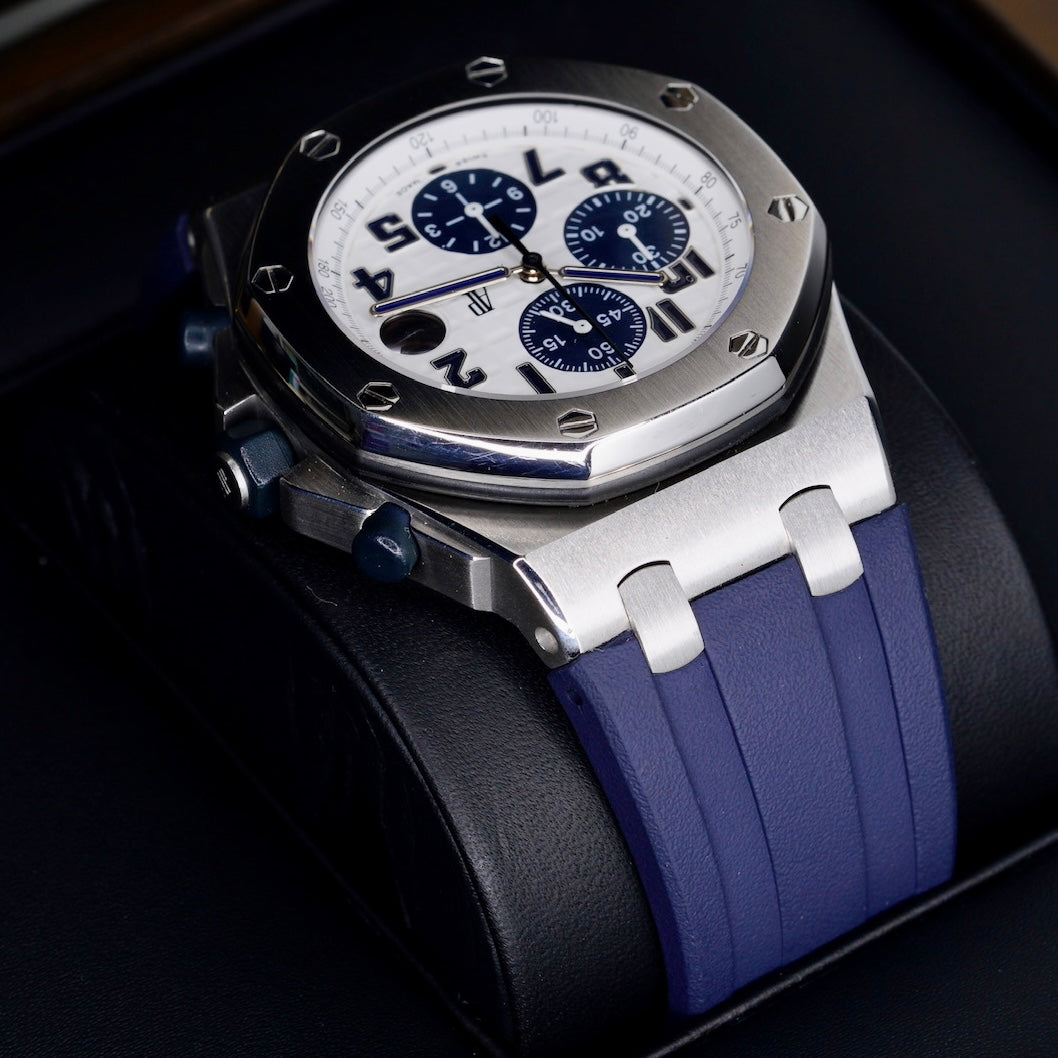 Audemars Piguet Royal Oak Offshore 26170ST.OO.D305CR.01 “BLUE PANDA” White Dial Navy Sub Dials Stainless Steel Rubber Strap 42mm