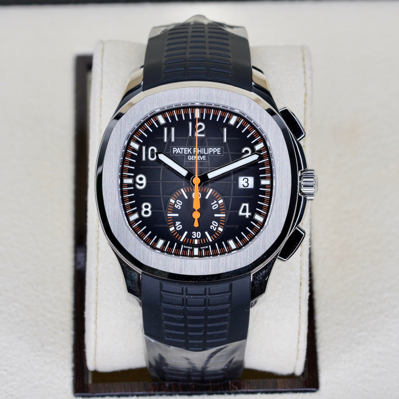 Patek Philippe NEW 2026 Aquanaut 5968A-001 “ORANGE AQUA” Black Dial Orange Accents Stainless Steel Tropical Strap 42mm