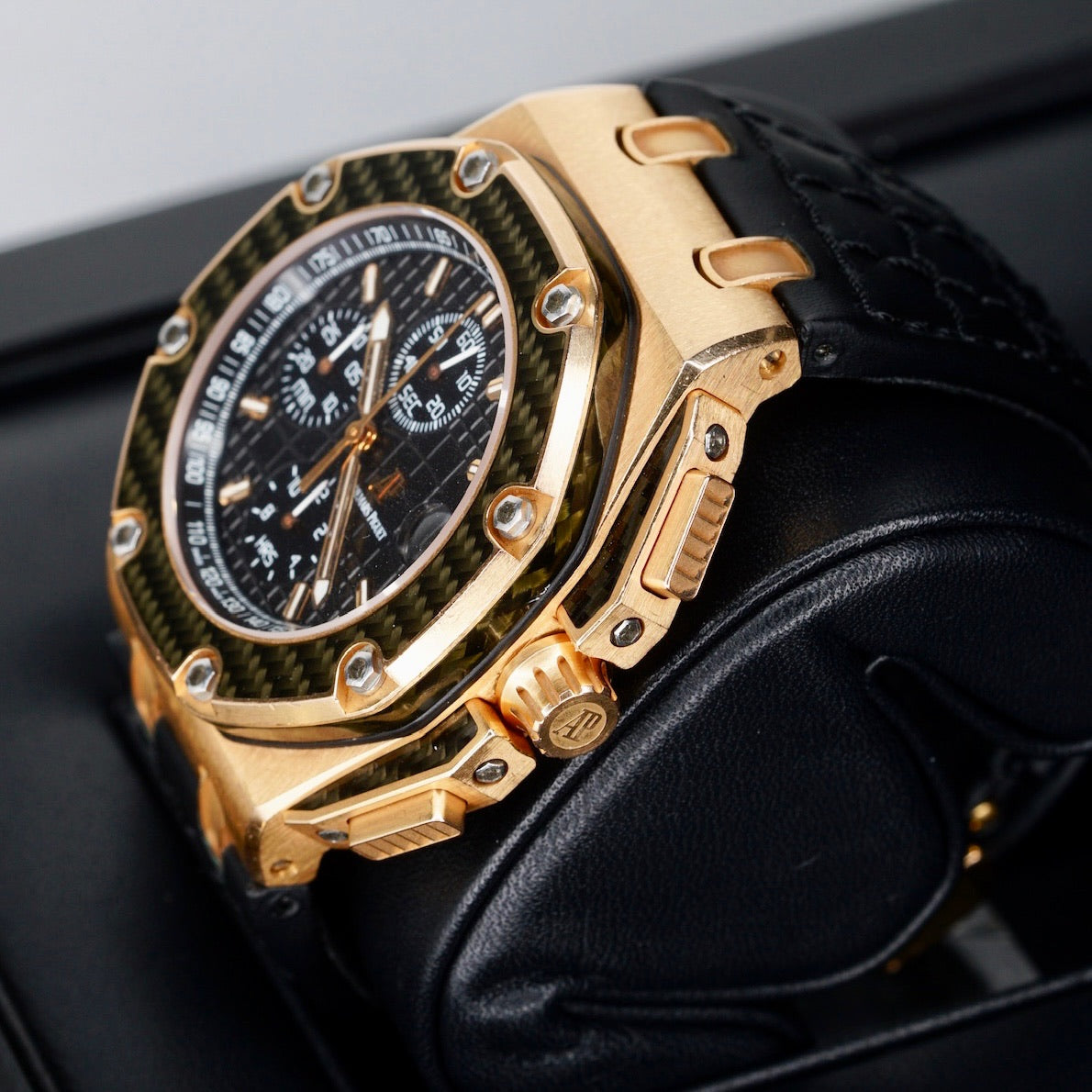 Audemars Piguet Royal Oak Offshore 26030RO.OO.D001IN.01 “MONTOYA” Black Dial Carbon Bezel Rose Gold 45mm