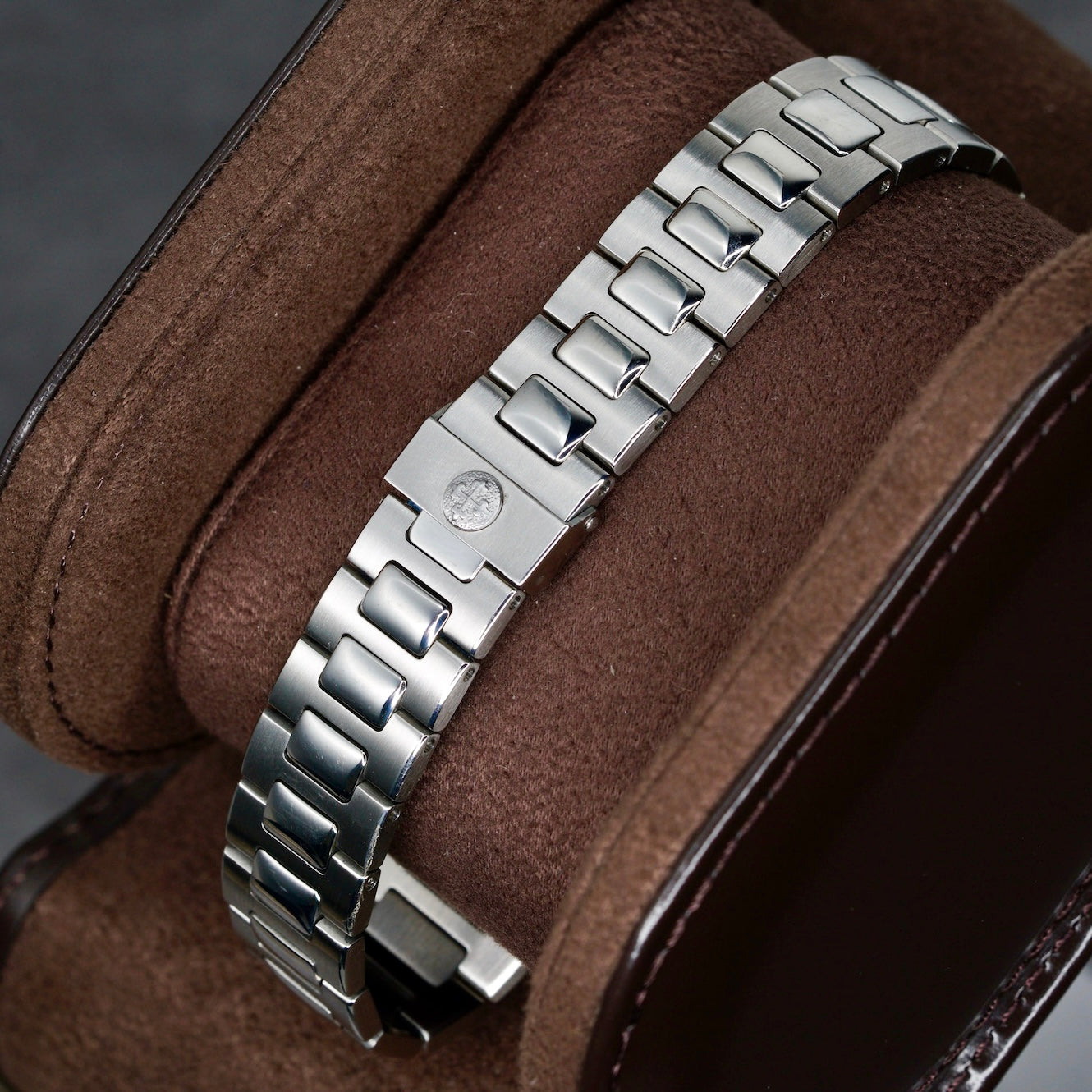 Patek Philippe Nautilus 3900/1A Blue Dial Stainless Steel 33mm