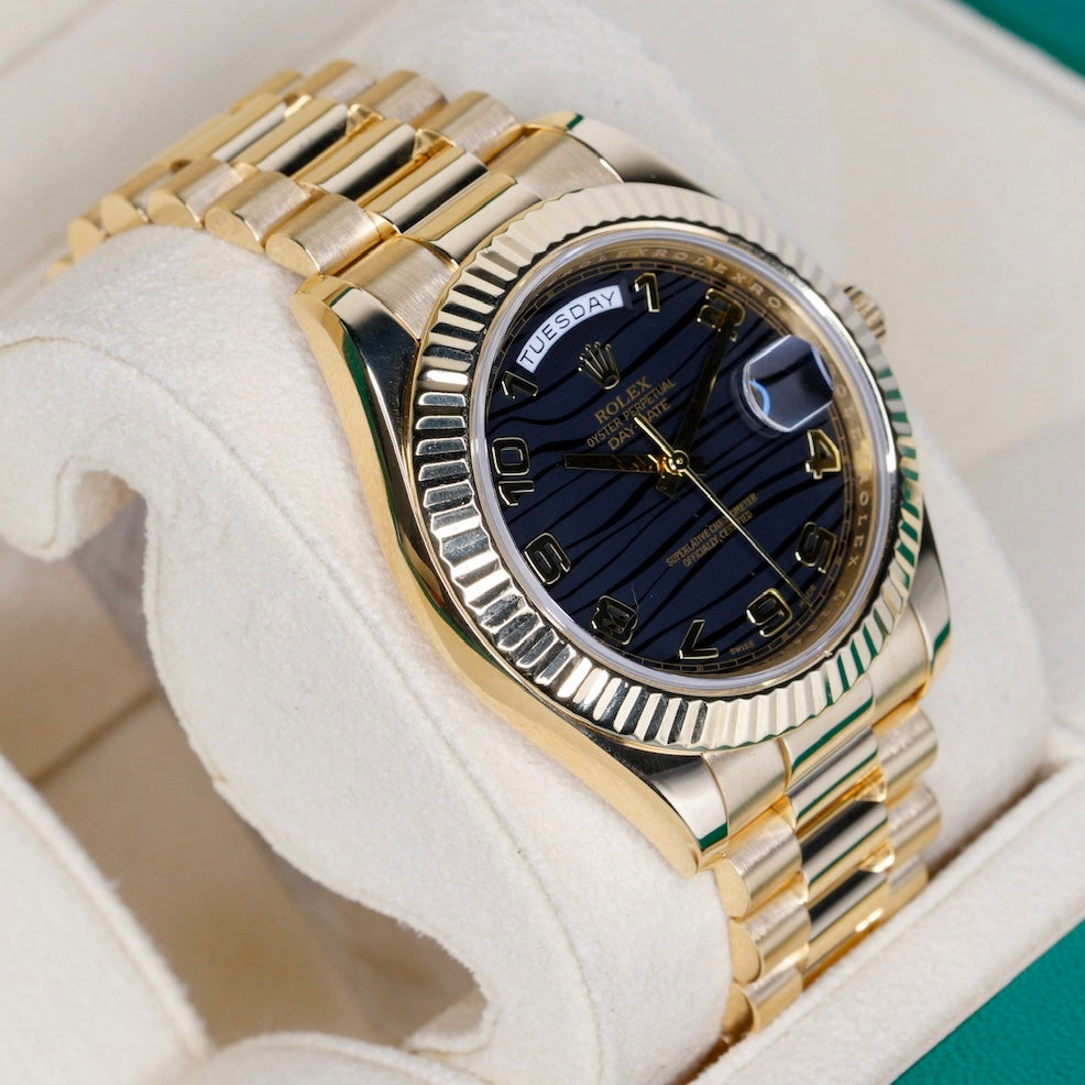 Rolex Day-Date II 218238 “ARABIC WAVE” Black Arabic Wave Dial Yellow Gold 41mm