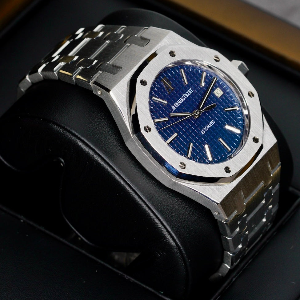 Audemars Piguet Royal Oak 15300ST.OO.1220ST.02 “BLUE OAK” Blue Dial Stainless Steel 39mm