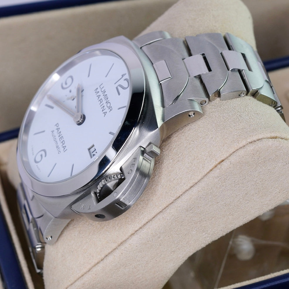 Panerai NEW 2025 Luminor Marina PAM 01564 White Dial Stainless Steel 44mm