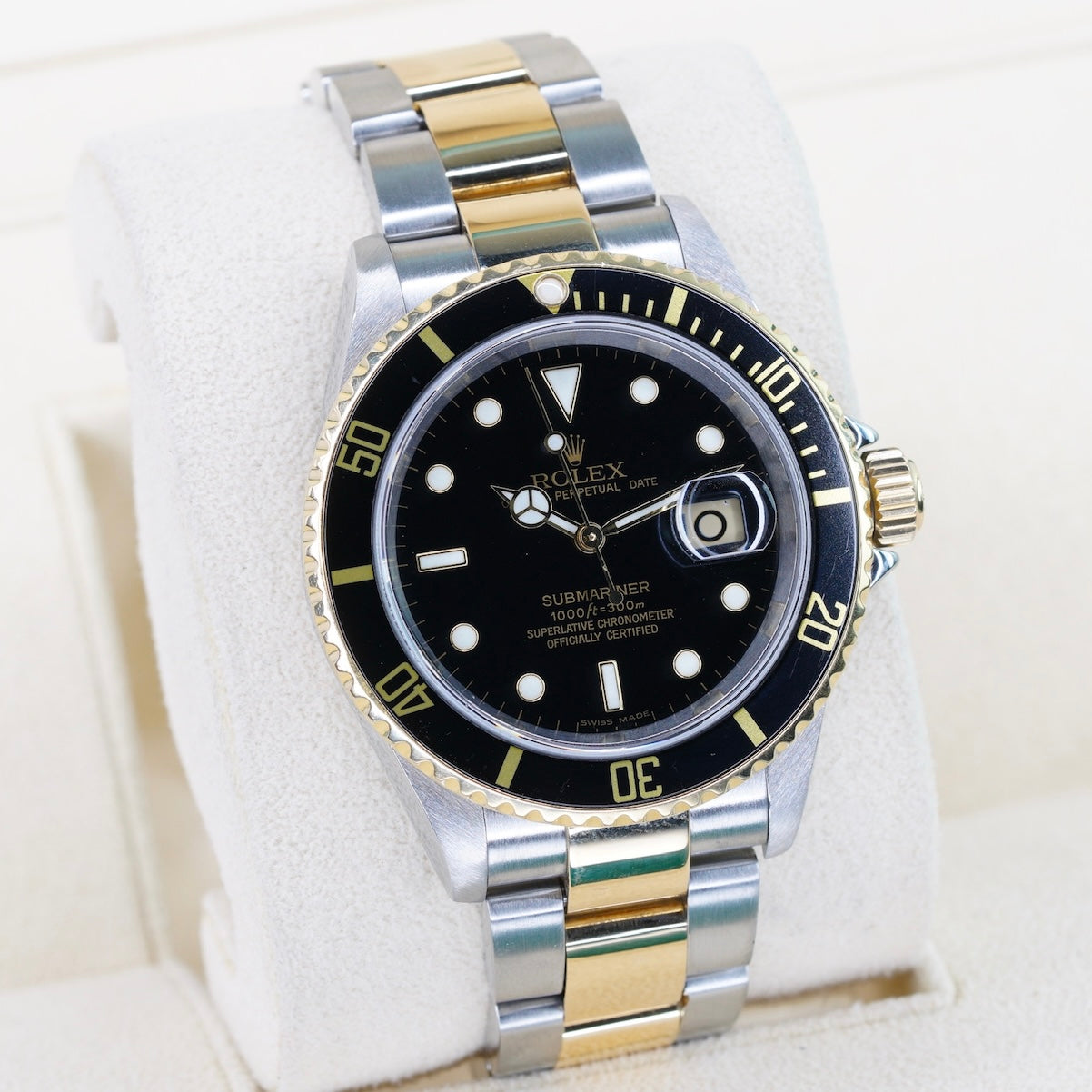 Rolex Submariner Date 16613 Black Dial Two-Tone Yellow Gold & Steel No Holes Gold Thru Buckle 40mm