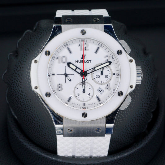 Hublot Big Bang 301.SE.230.RW White Dial Ceramic Case Rubber Strap 44mm