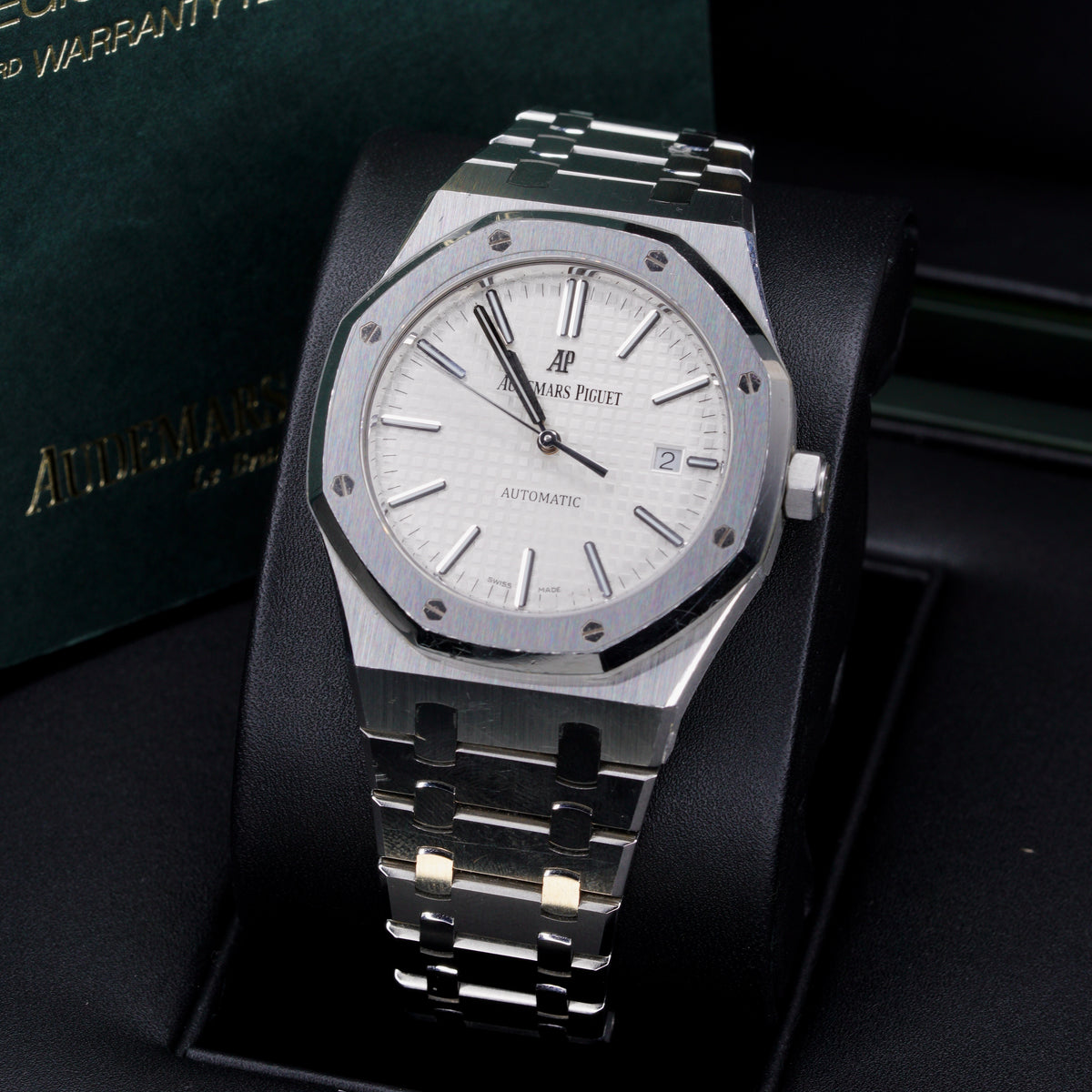 Audemars Piguet Royal Oak 15400ST.OO.1220ST.02 “WHITE OAK” White Dial Stainless Steel 41mm 2016