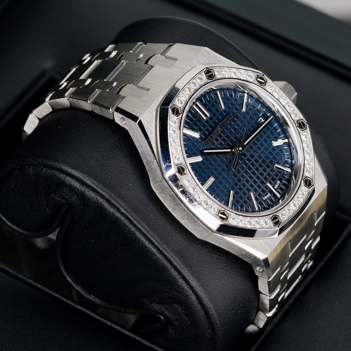 Audemars Piguet Royal Oak Blue Dial Diamond Bezel Stainless Steel 37mm