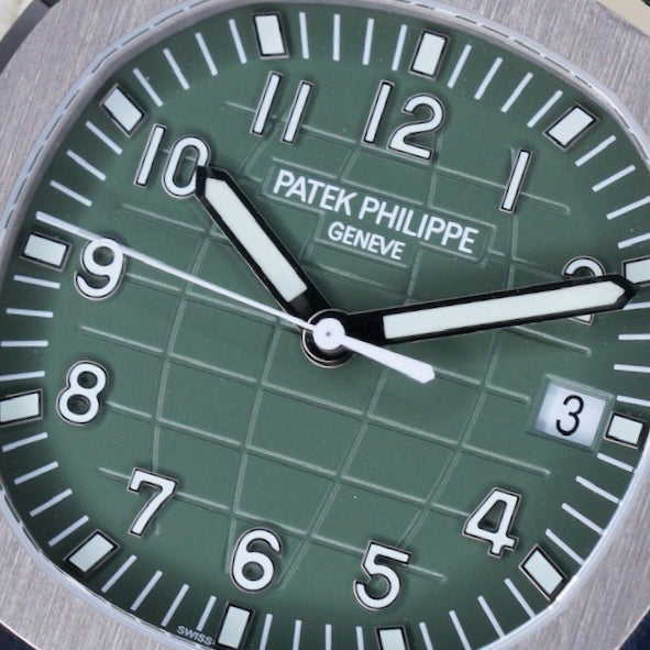 Patek Philippe Aquanaut 5168G-010 ”GREEN AQUA” Khaki Green Dial Green White Gold Tropical Strap 42mm 2021