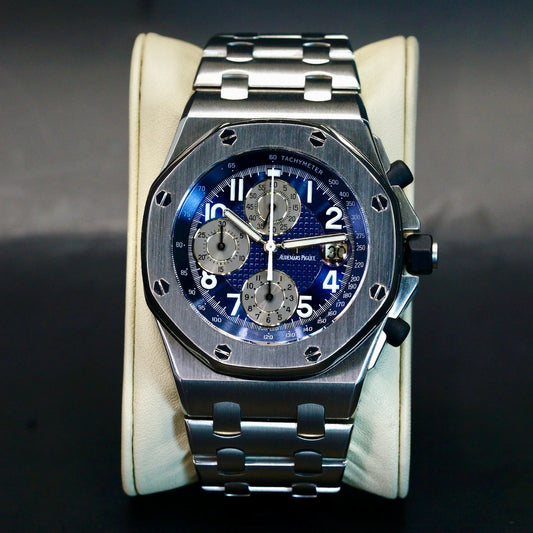 Audemars Piguet Royal Oak Offshore 25721ST.OO.1000ST.05 “THE BEAST” Blue Dial Silver Sub Dials Stainless Steel 42mm