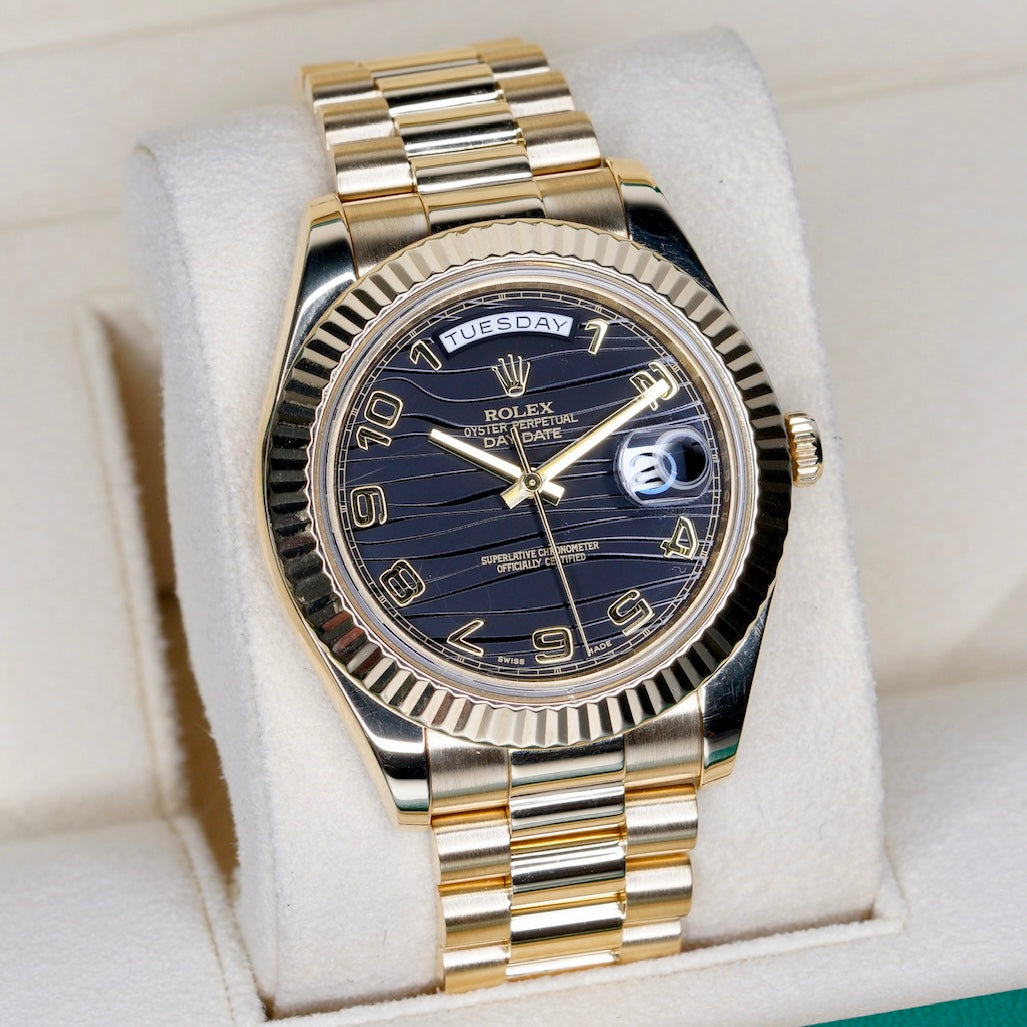 Rolex Day-Date II 218238 “ARABIC WAVE” Black Arabic Wave Dial Yellow Gold 41mm