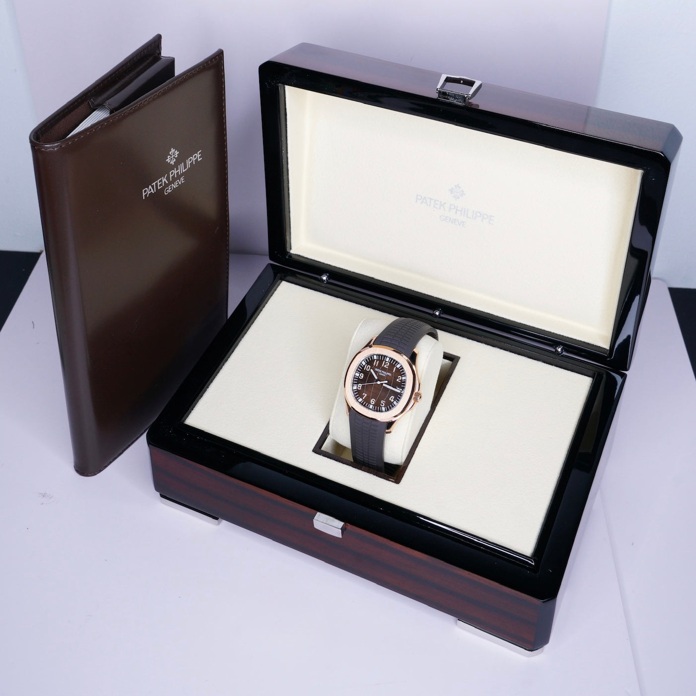 Patek Philippe Aquanaut 5167R-001 Rose Gold Chocolate Dial 40mm 2020