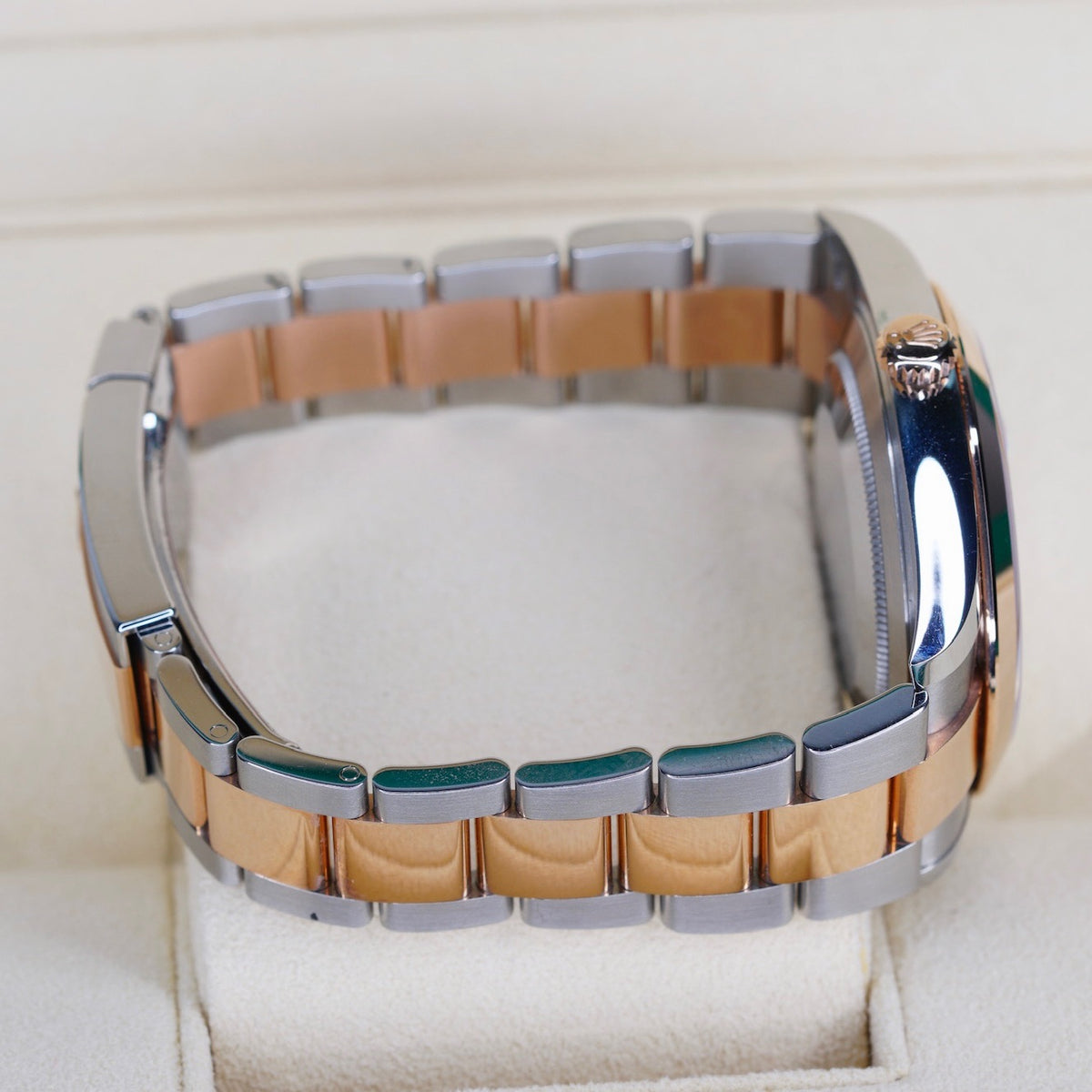 Rolex Datejust 126301 “CHOCOLATE” Brown Dial Smooth Bezel Rose Gold & Steel 41mm 2023