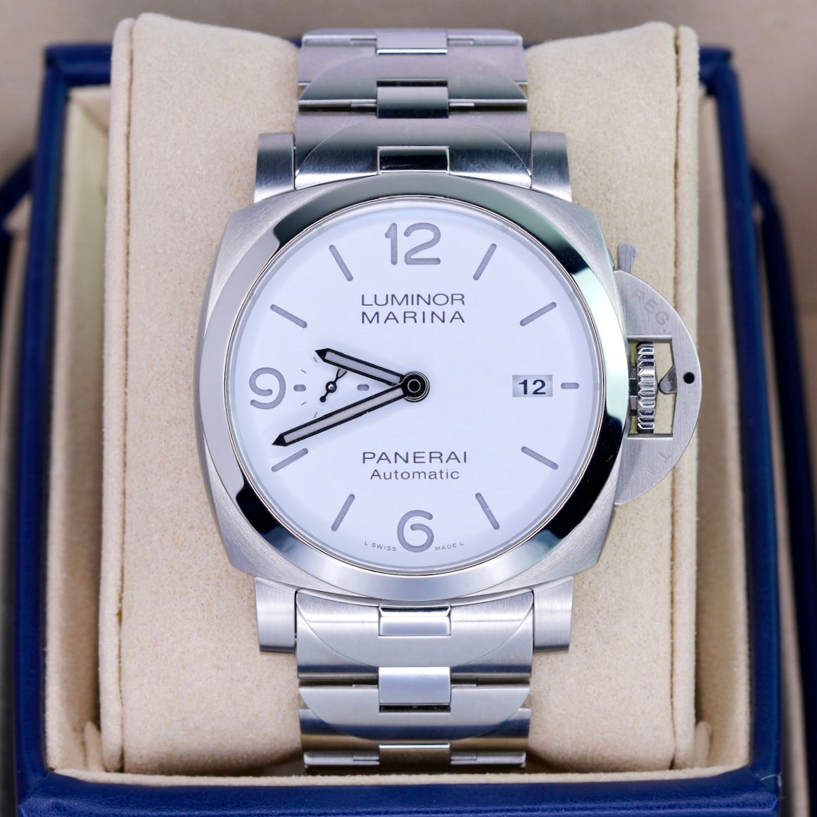 Panerai NEW 2025 Luminor Marina PAM 01564 White Dial Stainless Steel 44mm