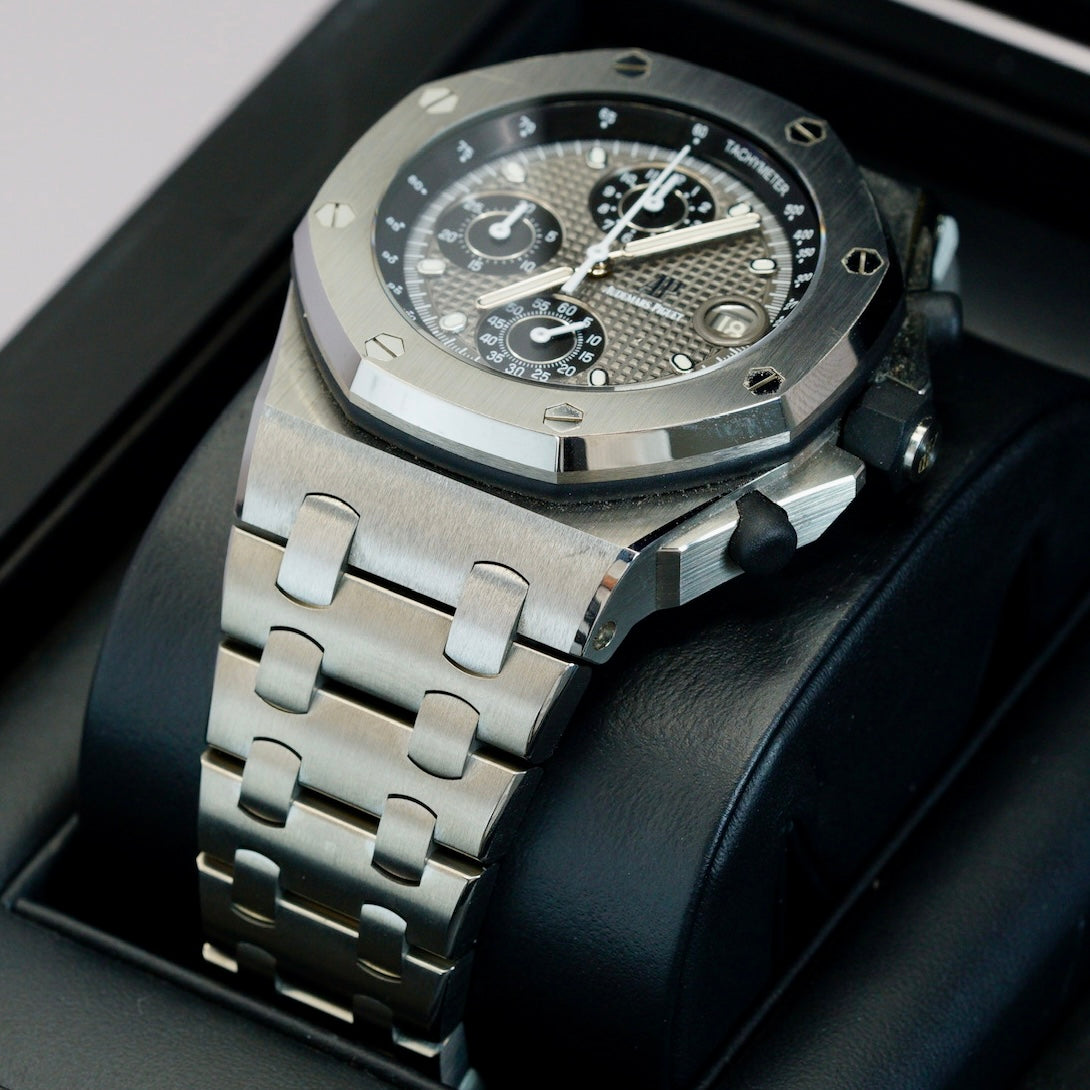 Audemars Piguet Royal Oak Offshore 26238TI.OO.2000TI.01 Grey Dial Chronograph Titanium 42mm