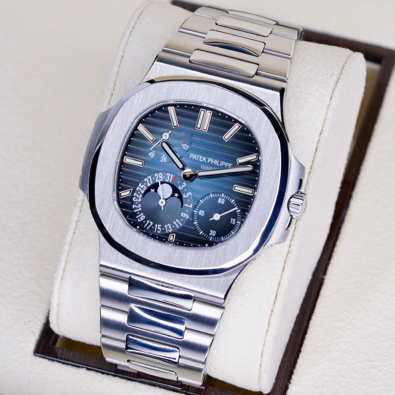 Patek Philippe Nautilus 5712/1A-001 Blue Smoked Dial Stainless Steel 2021