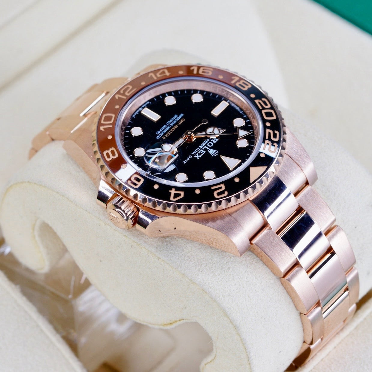 Rolex GMT-Master II 126715CHNR “ROOTBEER” Black Dial Rose Gold 40mm 2023