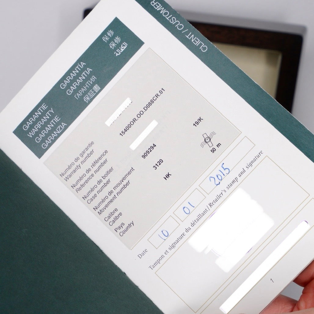 Audemars Piguet Royal Oak 15400OR.OO.D088cCR.01 White Dial Rose Gold White Leather Strap 41mm 2015