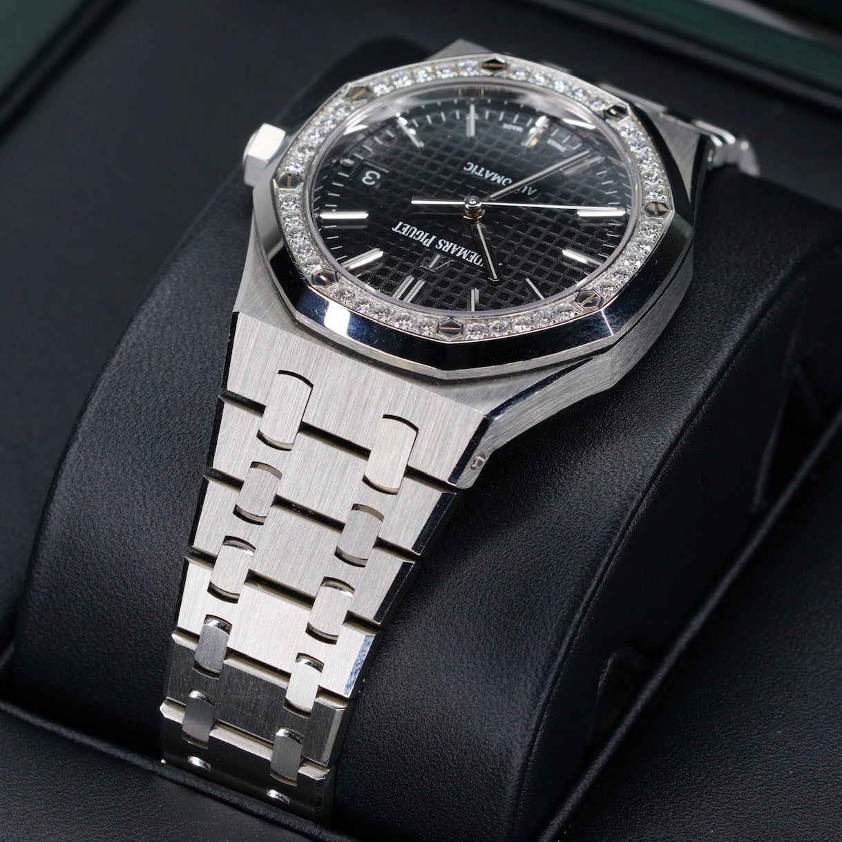 Audemars Piguet Royal Oak 15451ST.ZZ.1256ST.01 Black Dial Diamond Bezel Stainless Steel 37mm