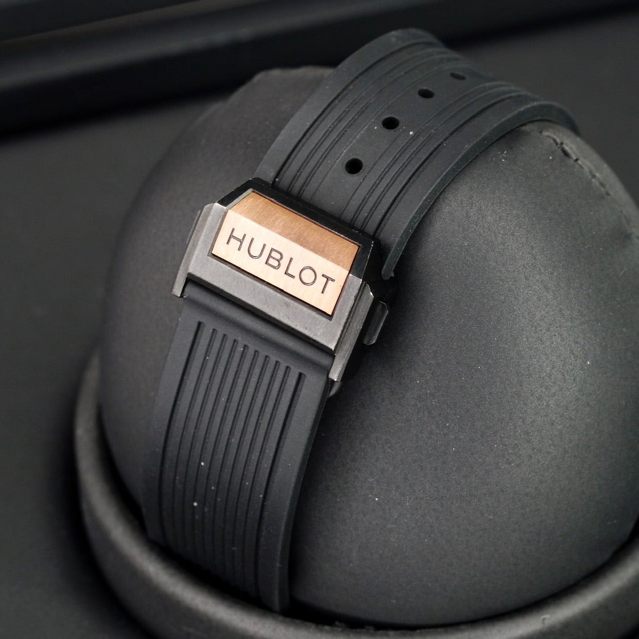 Hublot Big Bang Unico 441.OM.1180.RX Skeleton Dial Ceramic Bezel King Gold 42mm