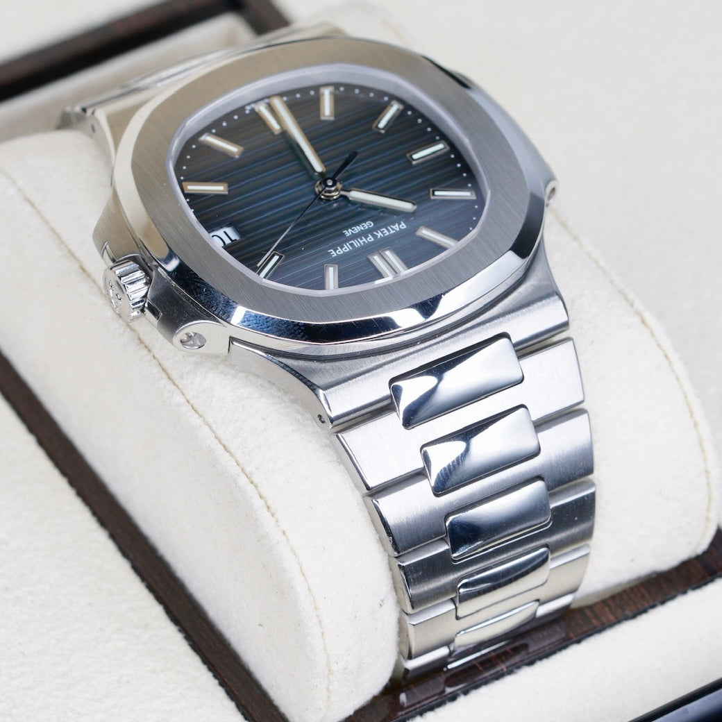 Patek Philippe Nautilus 5711/1A-010 Blue Smoked Dial Stainless Steel 40mm 2018