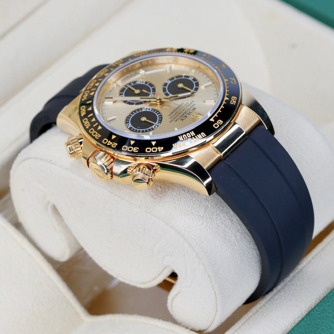 Rolex Daytona 126518LN "PIKACHU" Champagne Gold Black Sub Dials Yellow Gold Oysterflex 2023