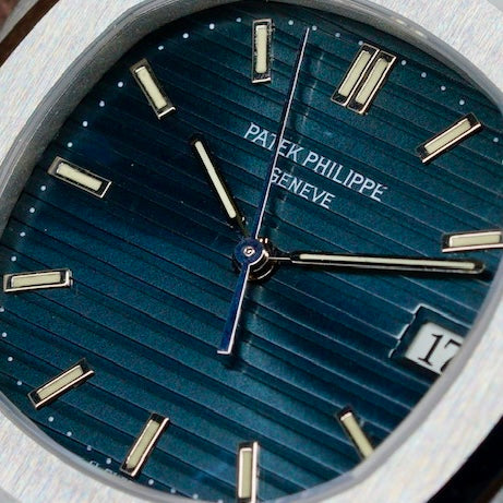 Patek Philippe Nautilus 3900/1A Blue Dial Stainless Steel 33mm
