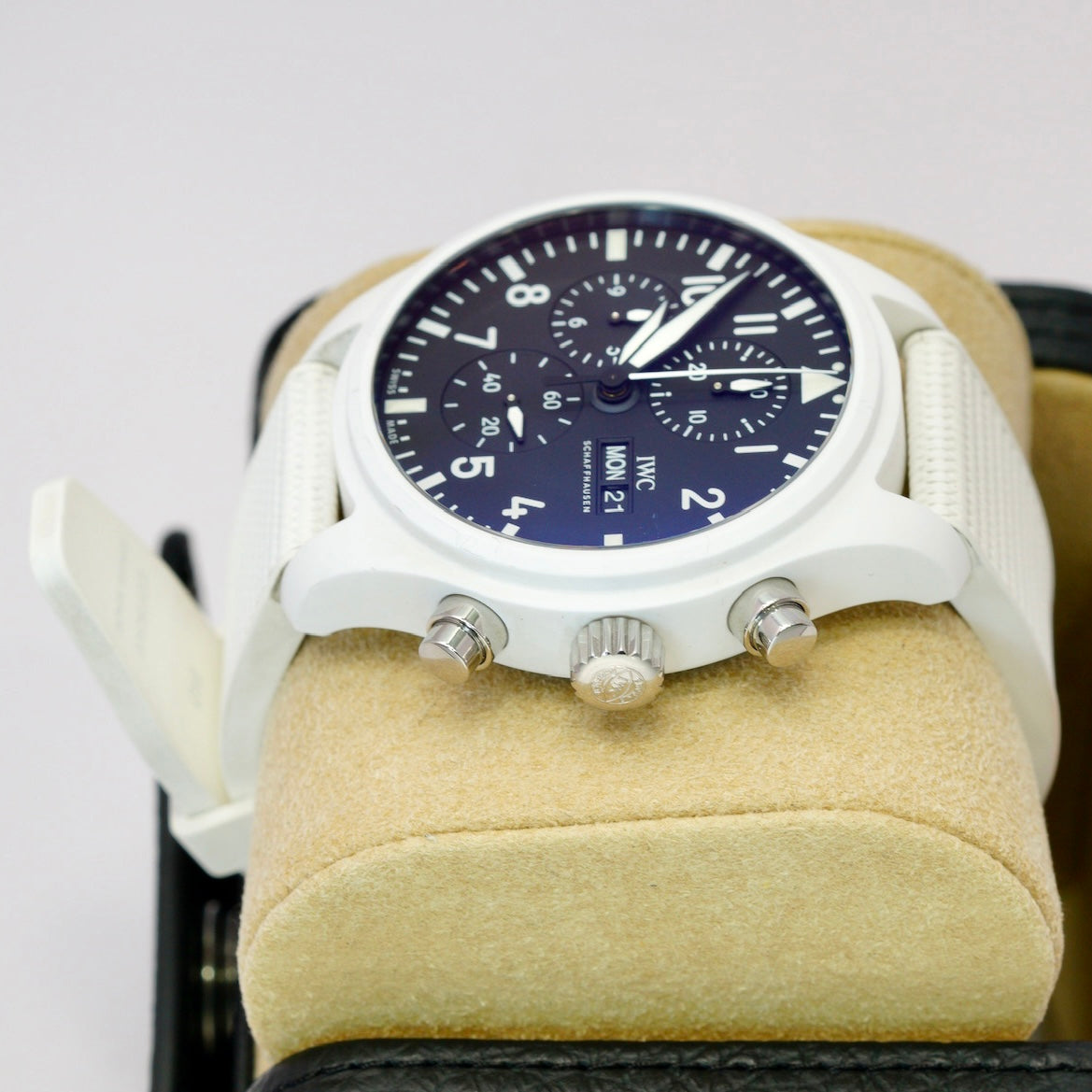 IWC Pilot IW389105 “TOP GUN” Chronograph White Ceramic 44.5mm 2024
