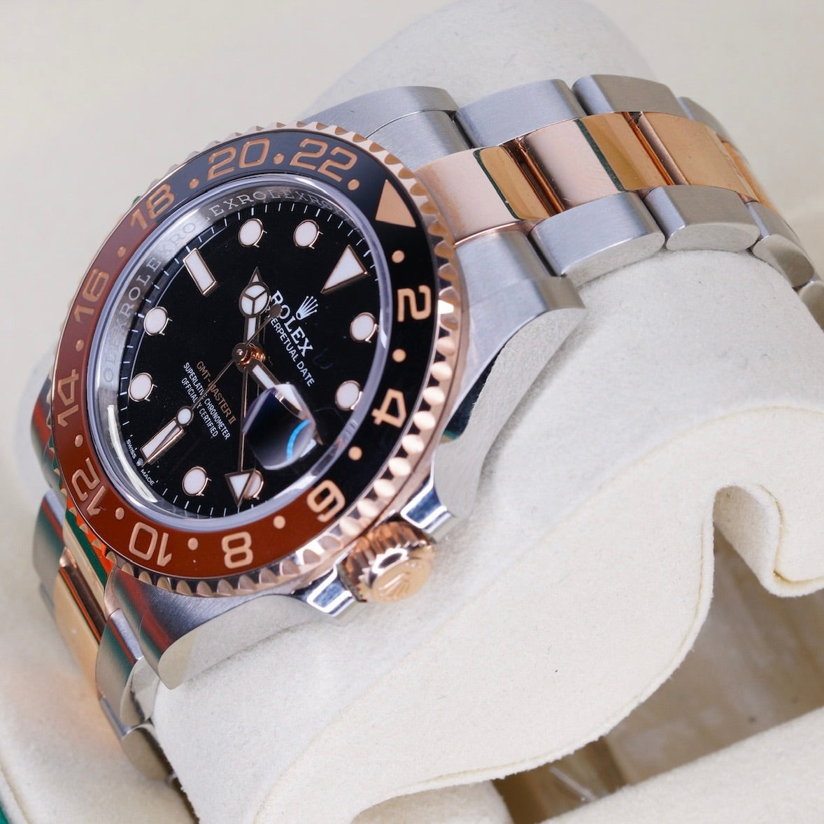 Rolex GMT-Master II 126711CHNR “ROOTBEER” Black Dial Two-Tone Rose Gold & Steel 40mm 2023
