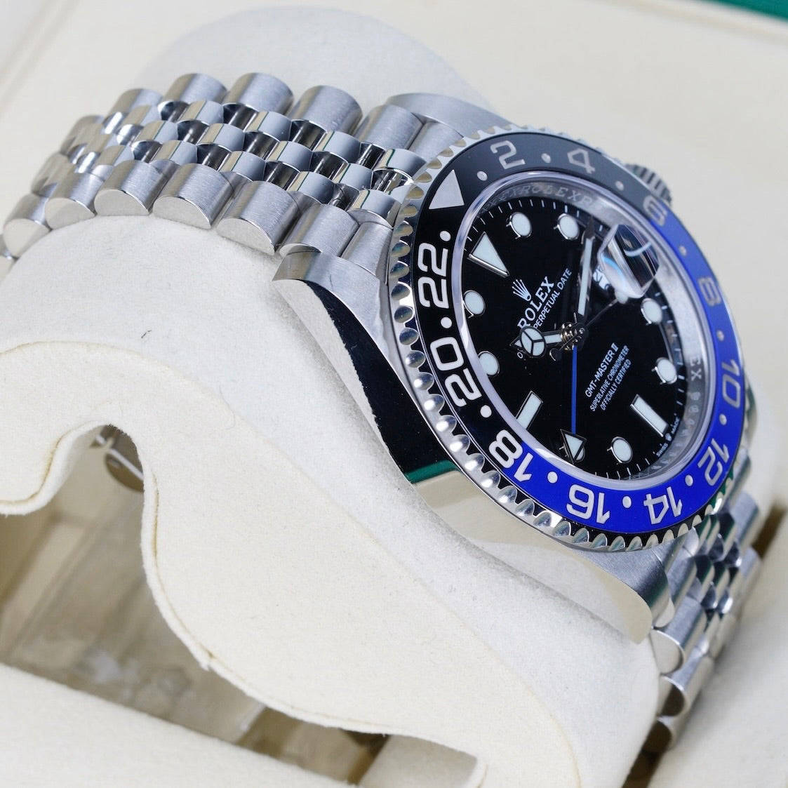 Rolex GMT-Master II 126710BLNR “BATGIRL” Black Dial Blue & Black Bezel Stainless Steel Jubilee 40mm 2022