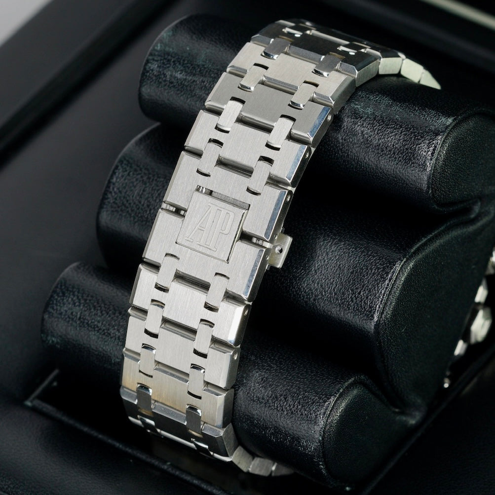 Audemars Piguet Royal Oak 26320ST.OO.1220ST.03 Blue Dial Chronograph Stainless Steel 41mm