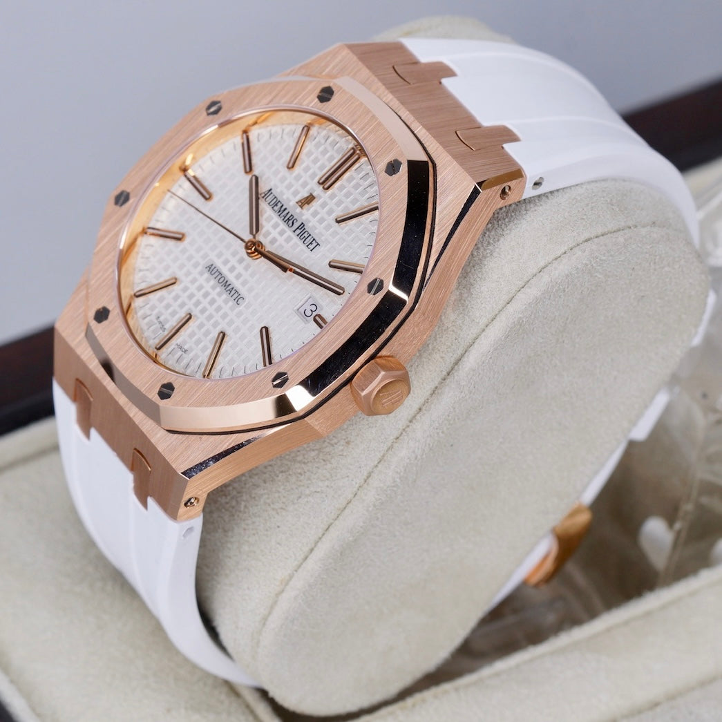 Audemars Piguet Royal Oak 15400OR.OO.D088cCR.01 White Dial Rose Gold White Leather Strap 41mm 2015