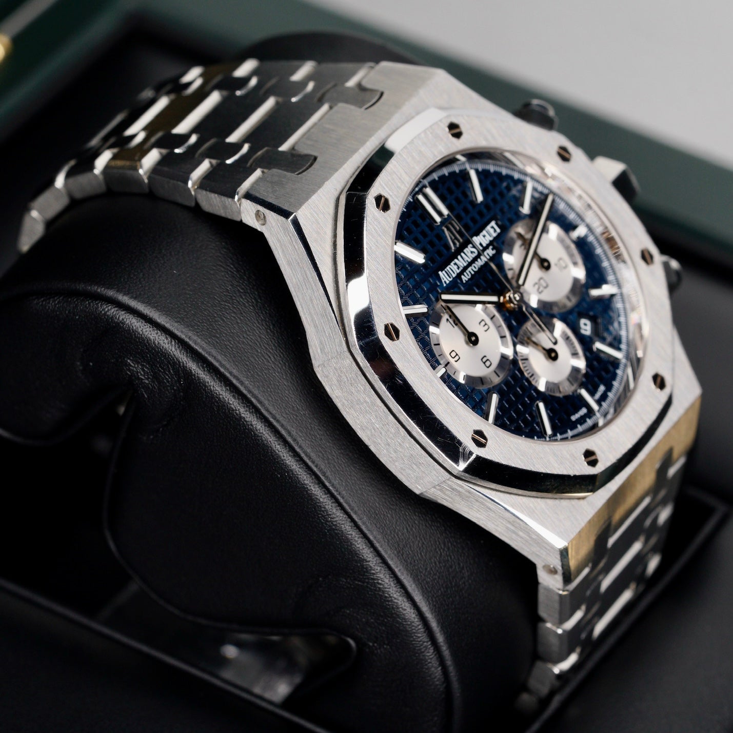 Audemars Piguet Royal Oak 26331ST.OO.1220ST.01 “BLUE OAK CHRONO” Blue Dial Stainless Steel Chronograph 41mm
