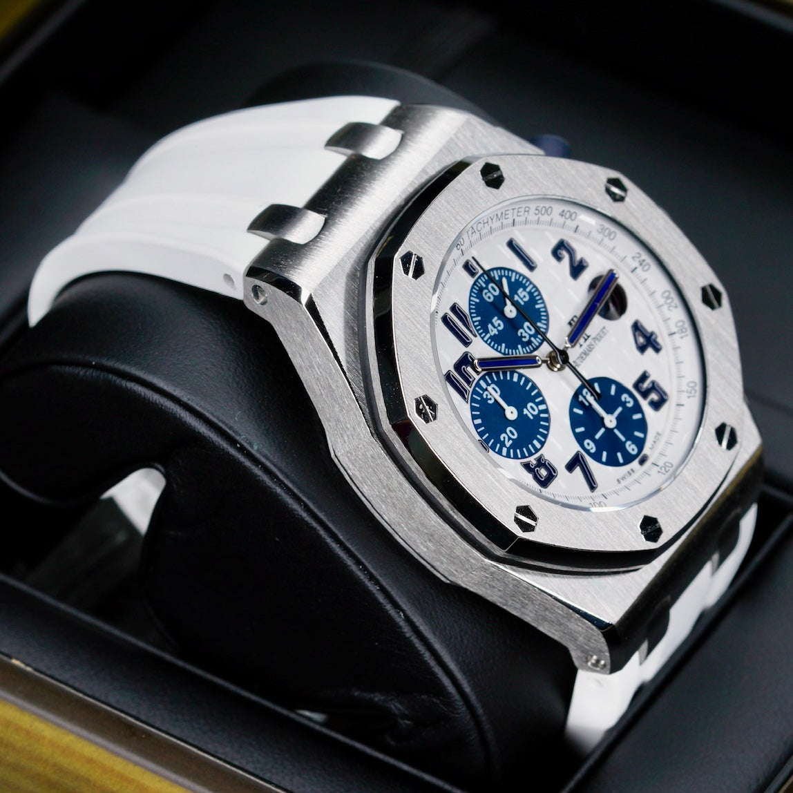 Audemars Piguet Royal Oak Offshore 26170ST.OO.D305CR.01 “BLUE PANDA” White Dial Navy Sub Dials Stainless Steel Rubber Strap 42mm