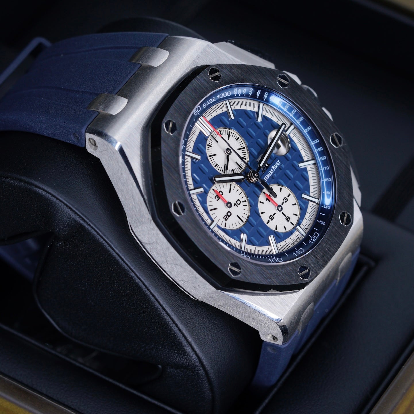 Audemars Piguet Royal Oak Offshore 26401PO.00.A018CR.01 Blue Dial Platinum Chronograph 44mm
