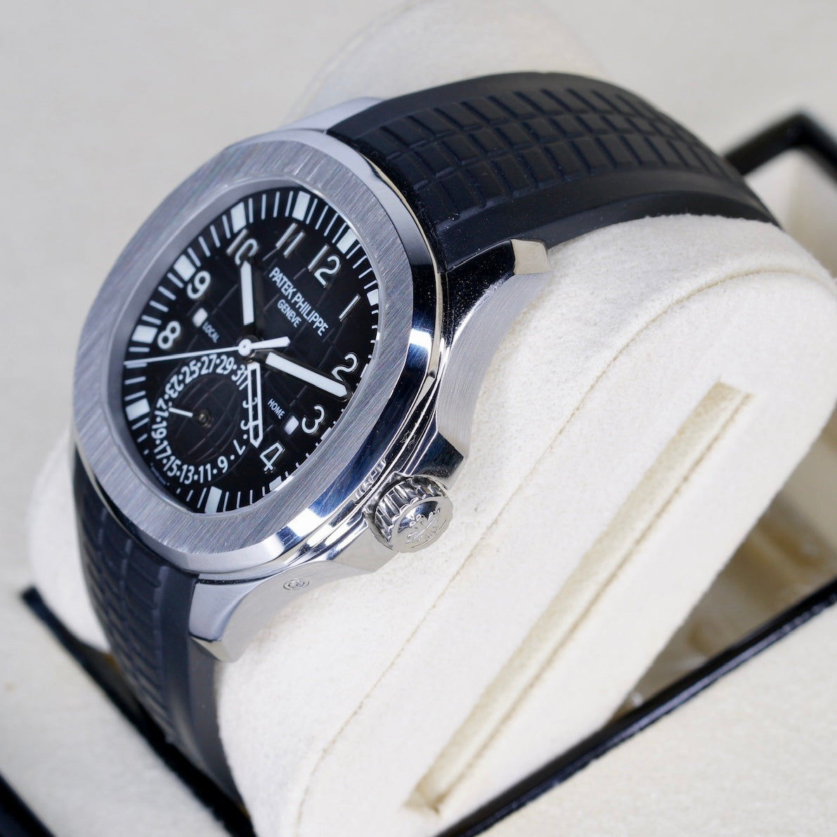 Patek Philippe Aquanaut 5164A-001 “AQUA TRAVEL” Black Dial Stainless Steel Travel Time 40.8mm 2021