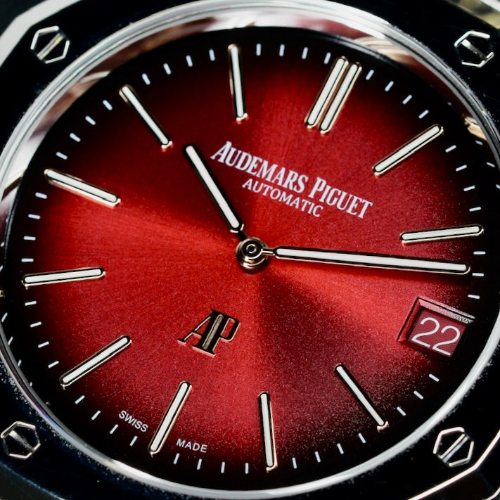 Audemars Piguet NEW 2026 Royal Oak “BURGUNDY” Jumbo Extra-thin Titanium 39mm