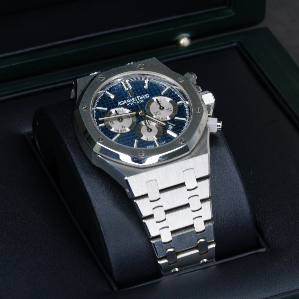 Audemars Piguet Royal Oak 26331ST.OO.1220ST.01 “BLUE OAK” Blue Dial Stainless Steel 41mm