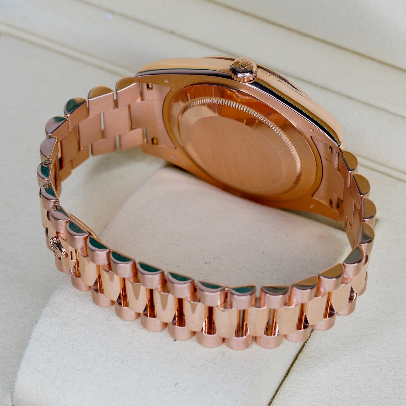 Rolex Day-Date II 218235 Black Roman Dial Rose Gold 41mm