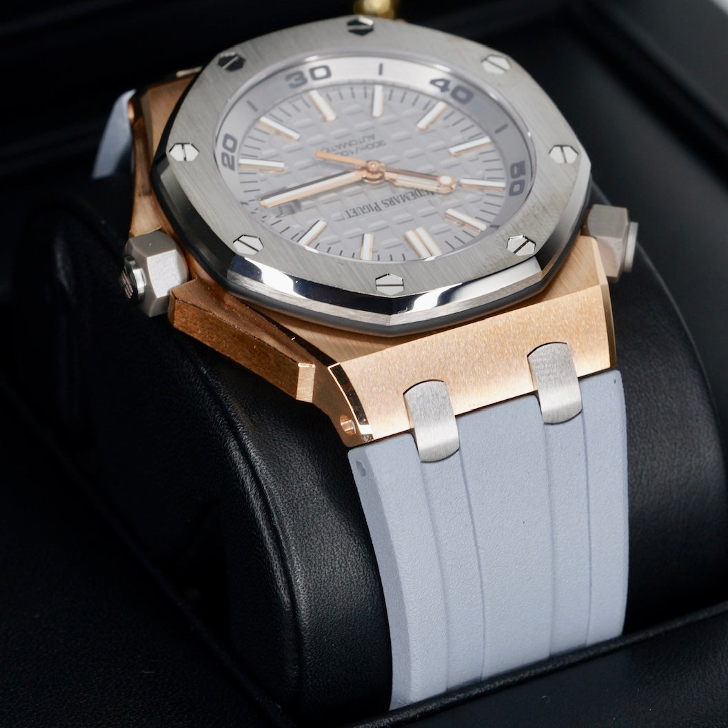Audemars Piguet Royal Oak Offshore Diver 15711OI.OO.A006CA.01 “JAPAN EDITION” Grey Dial Rose Gold Rubber Strap 42mm