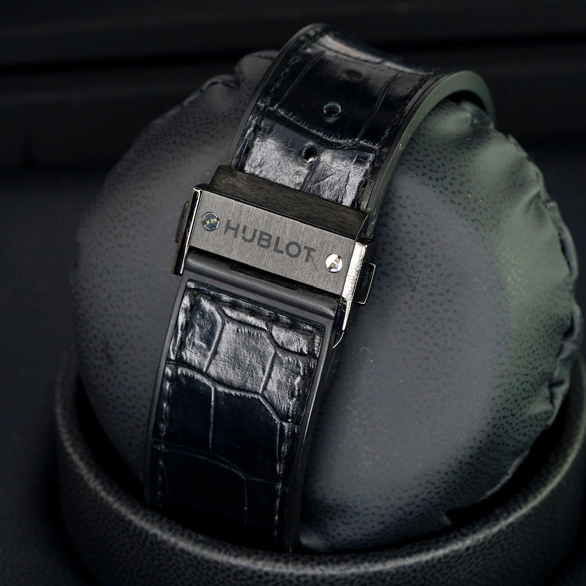 Hublot Classic Fusion 517.CX.0170.LR Aerofusion Moonphase Black Ceramic Skeleton 45mm