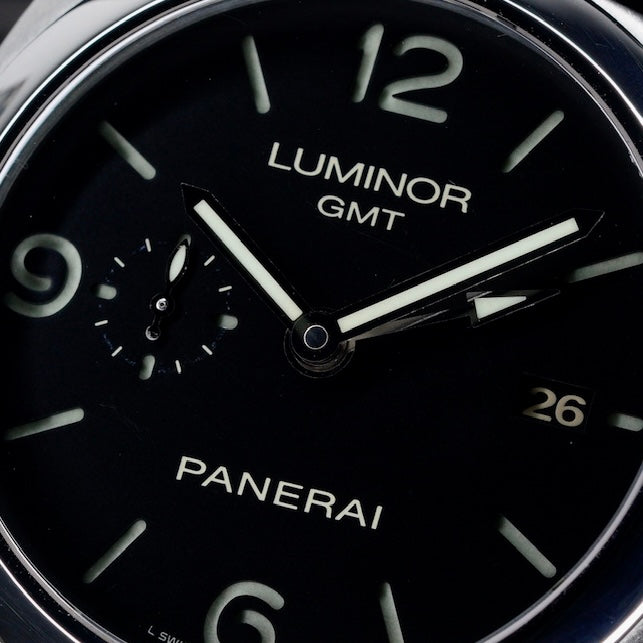 Panerai Luminor 1950 PAM 00320 Black Dial Stainless Steel Rubber Strap
