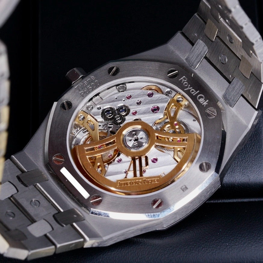 Audemars Piguet NEW 2026 Royal Oak “BURGUNDY” Jumbo Extra-thin Titanium 39mm