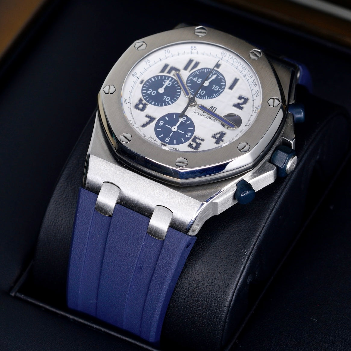 Audemars Piguet Royal Oak Offshore 26170ST.OO.D305CR.01 “BLUE PANDA” White Dial Navy Sub Dials Stainless Steel Rubber Strap 42mm