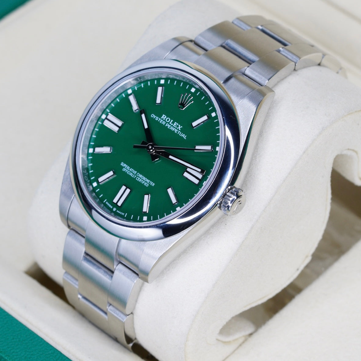 Rolex Oyster Perpetual 124300 “DEEP GREEN” Green Dial Stainless Steel 41mm 2025