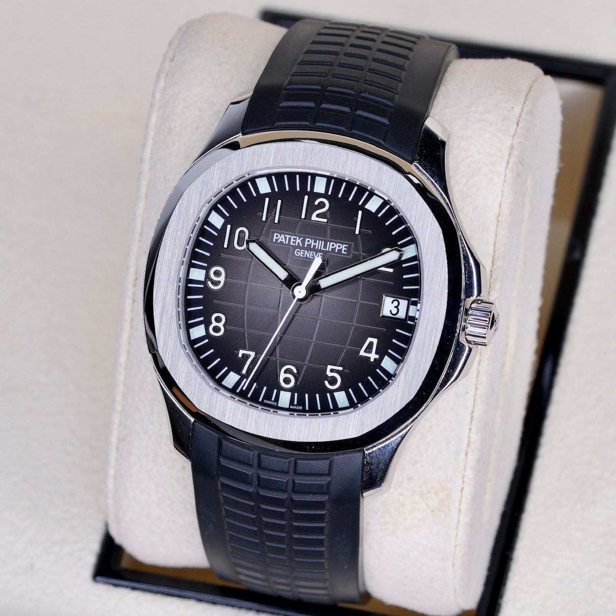 Patek Philippe Aquanaut 5167A-001 Black Dial Stainless Steel Tropical Strap 2020
